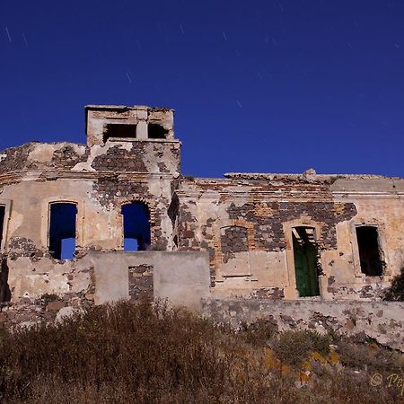 Hotel Fjby Calasetta Buitenkant foto